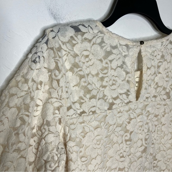 Maurices solid‎ lace balloon sleeve blouse cream size large - Picture 7 of 7